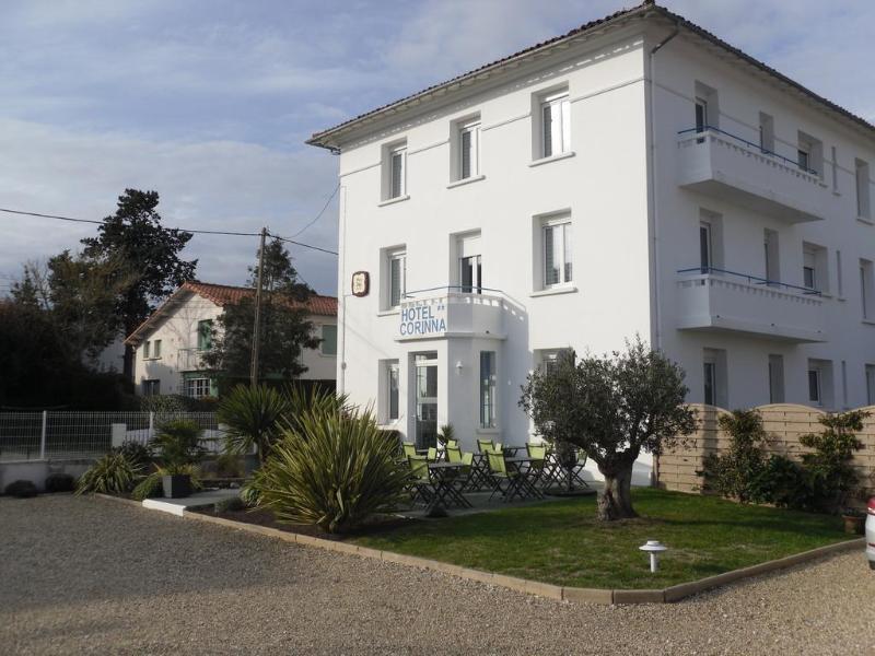 The Originals Access, Hotel Corinna, Royan Bagian luar foto
