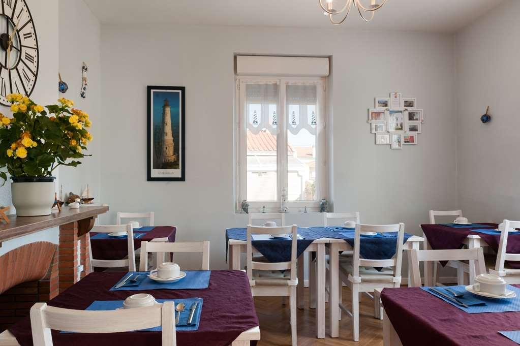 The Originals Access, Hotel Corinna, Royan Fasilitas foto