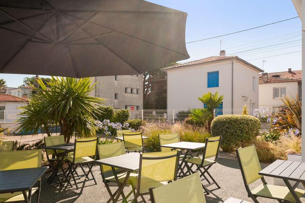 The Originals Access, Hotel Corinna, Royan Bagian luar foto