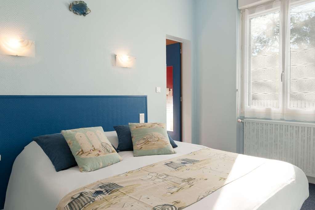 The Originals Access, Hotel Corinna, Royan Ruang foto