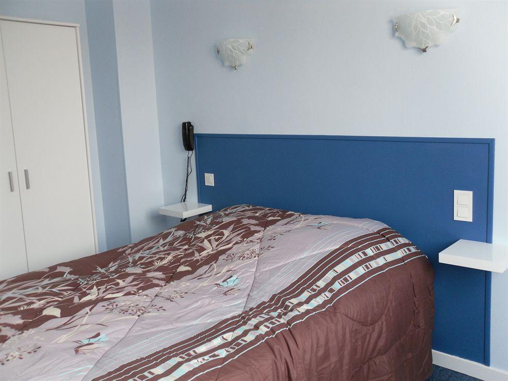 The Originals Access, Hotel Corinna, Royan Bagian luar foto