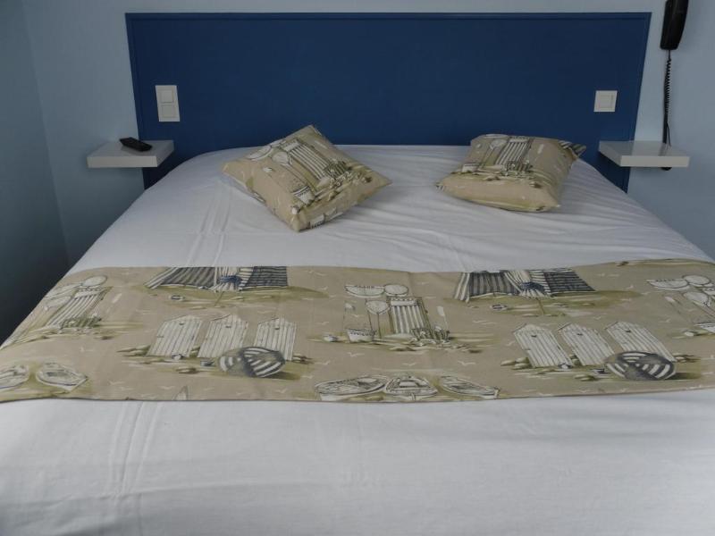 The Originals Access, Hotel Corinna, Royan Bagian luar foto